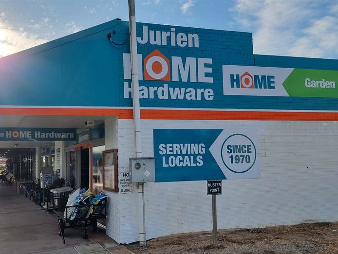 thriving-hardware-store-mid-north-wa-coastal-town-3