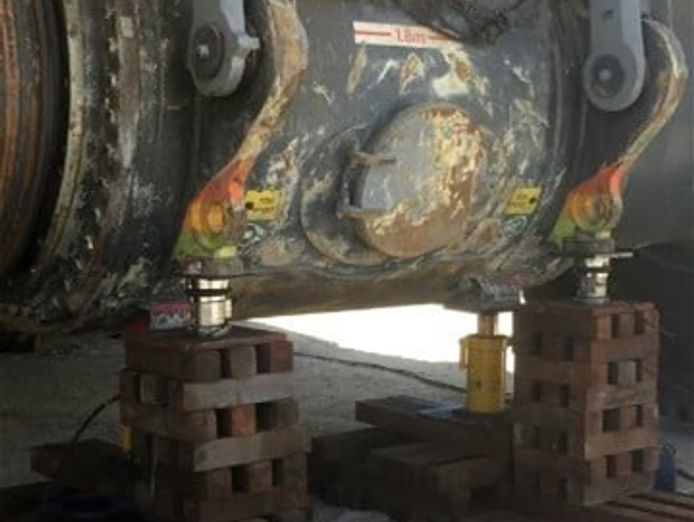 specialised-industrial-services-strong-forward-work-3