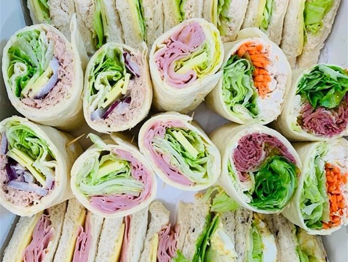 munchies-cafeteria-amp-ez4u-meals-0