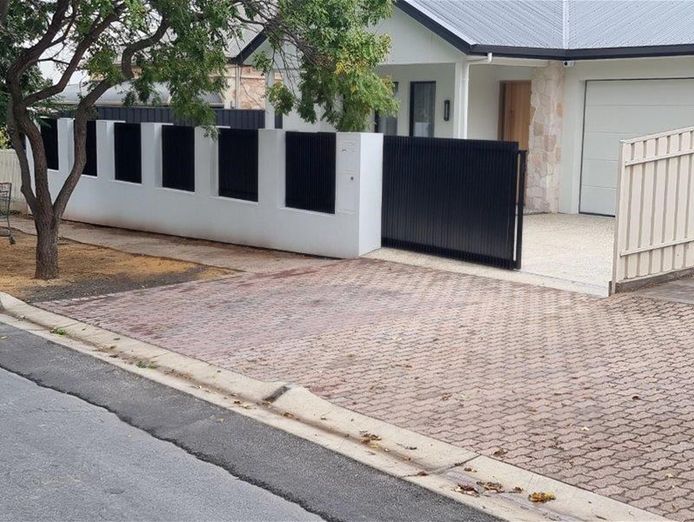 privacy-screens-gates-amp-fencing-business-6