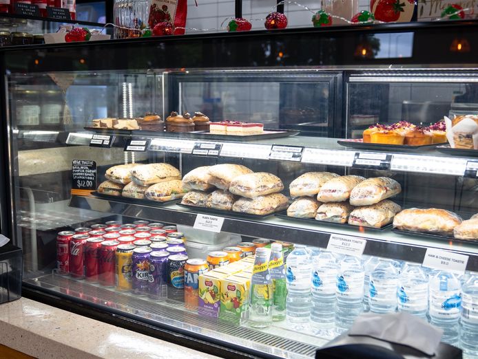 shaylee-strawberries-4