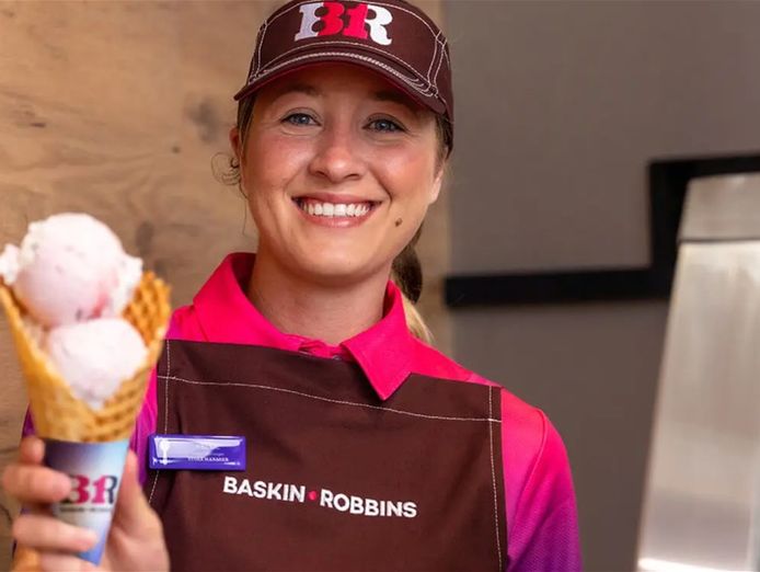 ice-cream-store-household-name-ballina-3