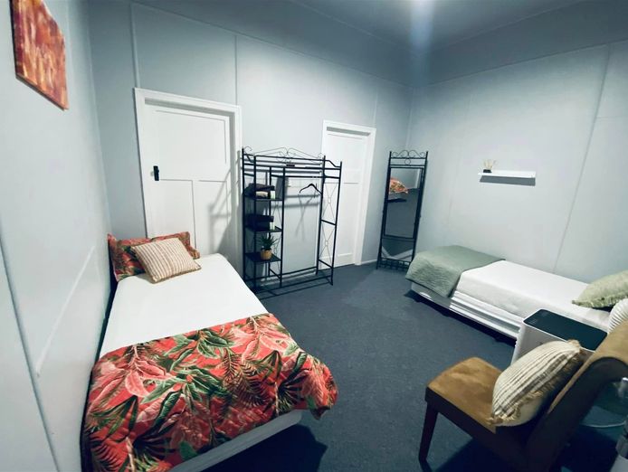 own-the-business-or-secure-the-whole-asset-4