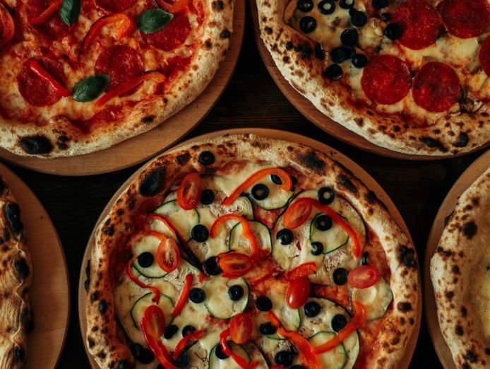 turnkey-gourmet-pizza-van-amp-catering-business-0