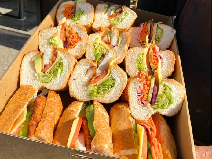 annes-pantry-bakery-cafe-local-favourite-prime-location-4