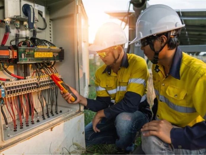 commercial-electrical-data-amp-fibre-optic-installation-5