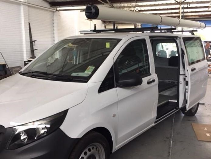 automotive-accessories-business-sales-amp-installation-2