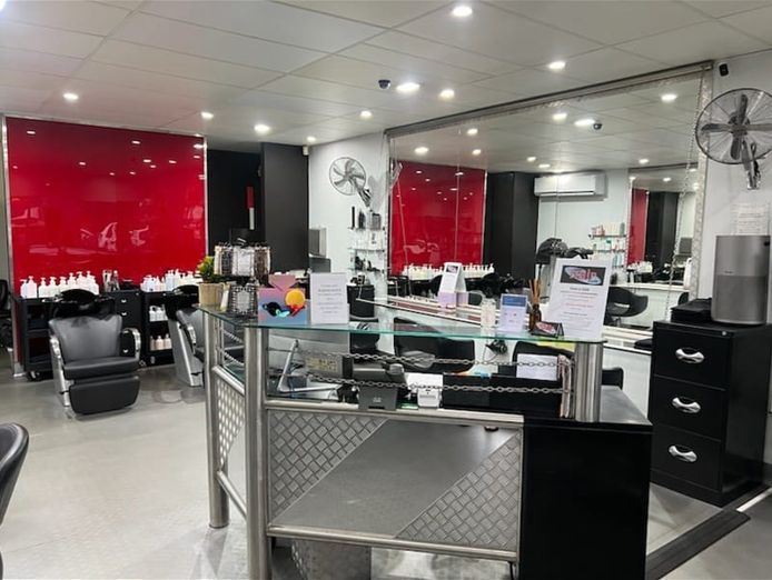 total-hair-studio-for-sale-1