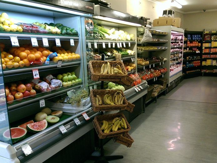 thriving-iga-convenience-store-austins-ferry-3
