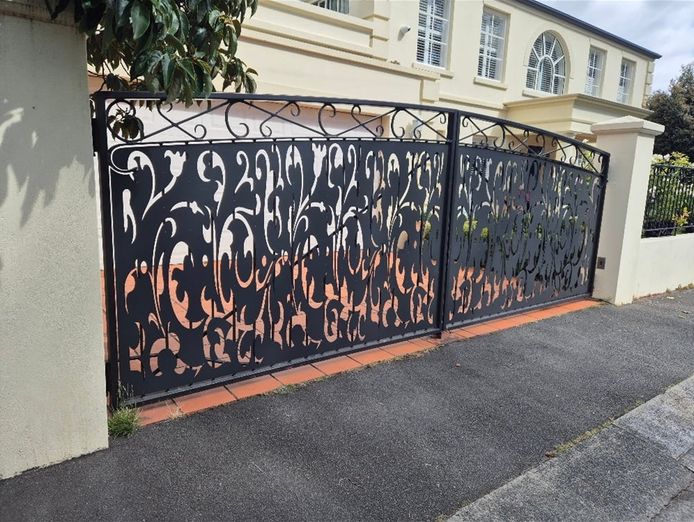 gate-manufacturer-0