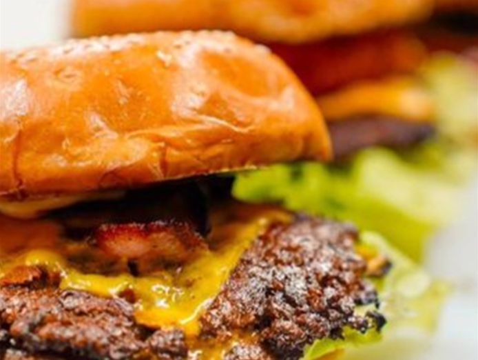 pattysmiths-burgers-great-suburban-location-nor-2