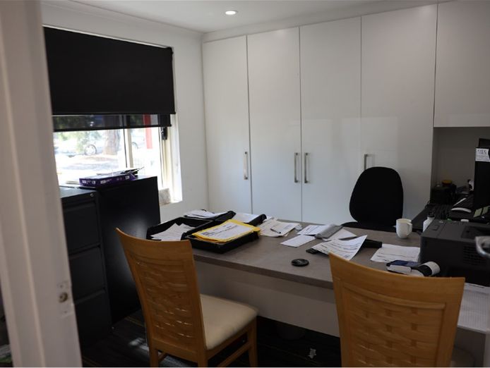 import-flooring-wholesale-distribution-company-5