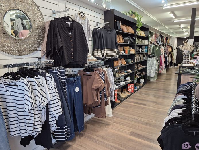 stylish-fashion-boutique-turnkey-store-devonport-4