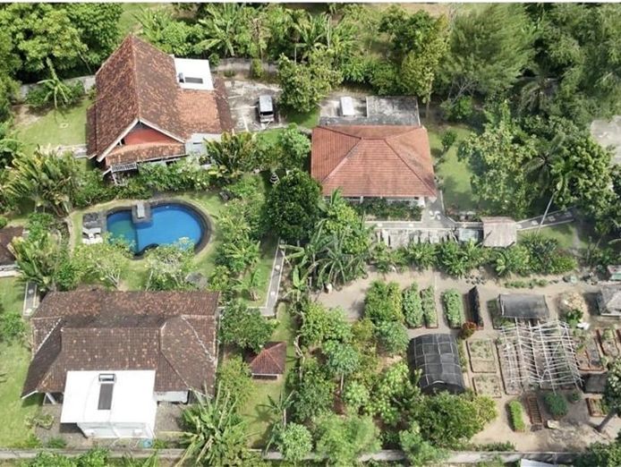 eco-resort-indonesia-well-established-1