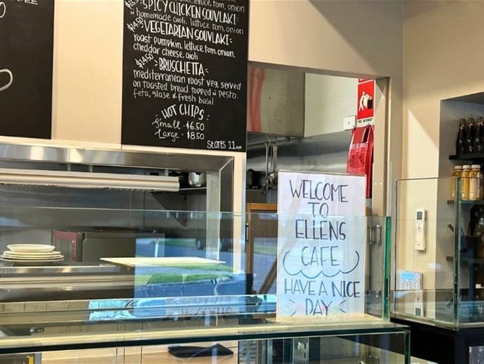 fully-equipped-north-shore-caf-233-ready-to-relaunch-4