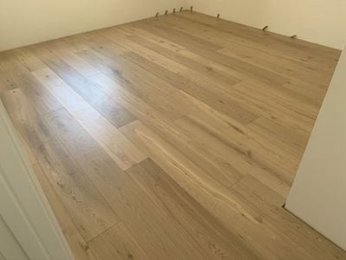 timber-flooring-specialist-1