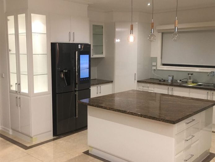 dream-doors-kitchens-sydney-territories-strong-earnings-1