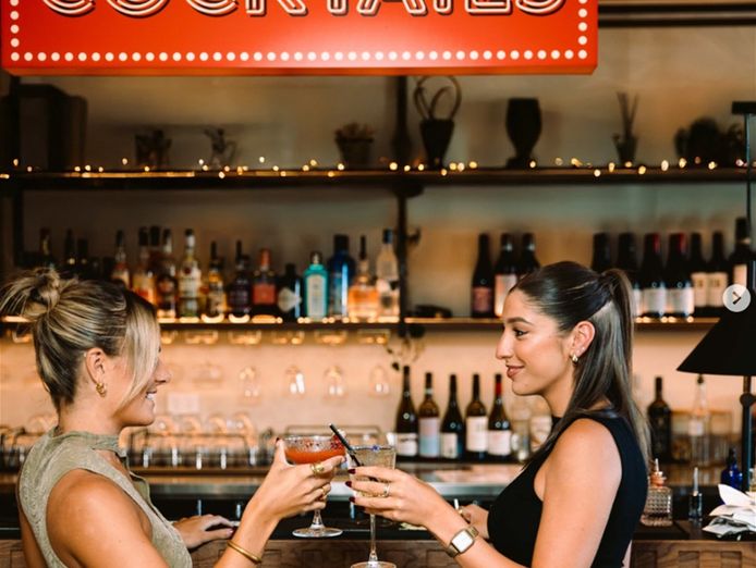 lucy-luu-asian-style-restaurant-amp-bar-high-end-4