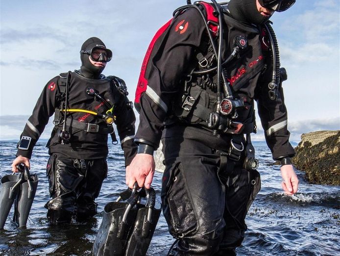 longest-and-largest-divers-world-retail-and-service-4