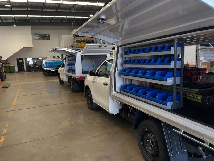 automotive-accessories-business-sales-amp-installation-3