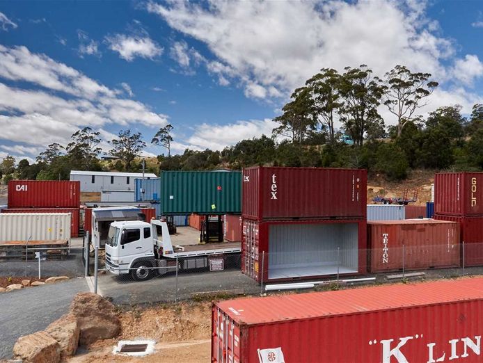 sales-amp-hire-shipping-containers-32-roi-owner-operator-0