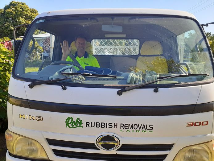 rob-39-s-rubbish-removals-cairns-3