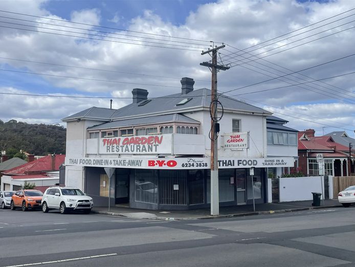 long-established-family-run-restaurant-in-north-hobart-7