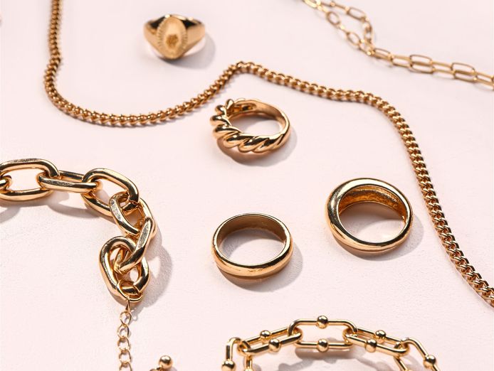 fashion-boutique-strong-online-retail-sales-1