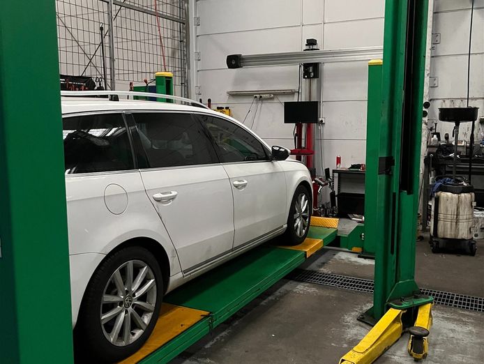 ultra-tune-ipswich-qld-automotive-workshop-for-sale-3
