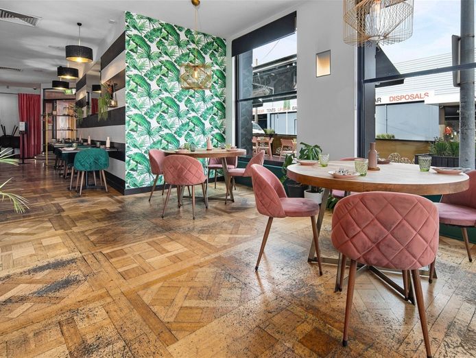 the-metz-restaurant-amp-bar-prime-cbd-location-long-lease-9