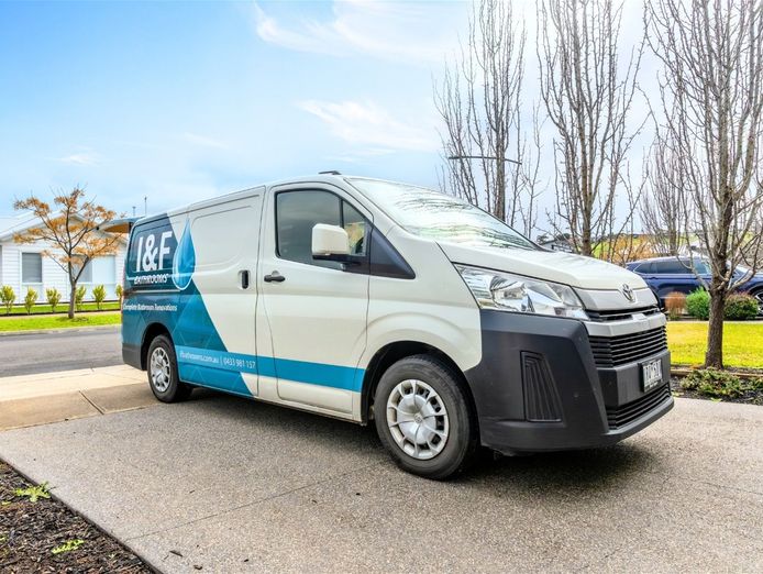 high-return-renovation-opportunity-with-i-amp-f-bathrooms-9