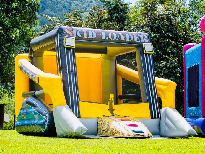 jumping-jims-castle-hire-5