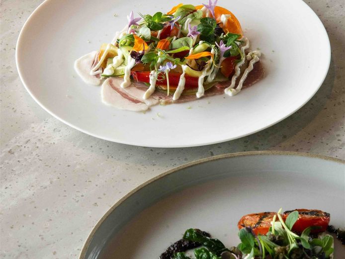 iconic-waterfront-restaurant-fully-managed-airlie-beach-2