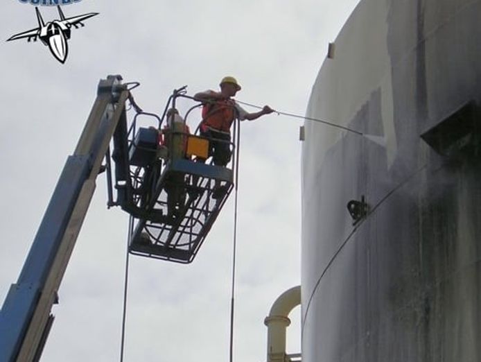 commercial-industrial-and-residential-exterior-cleaning-3