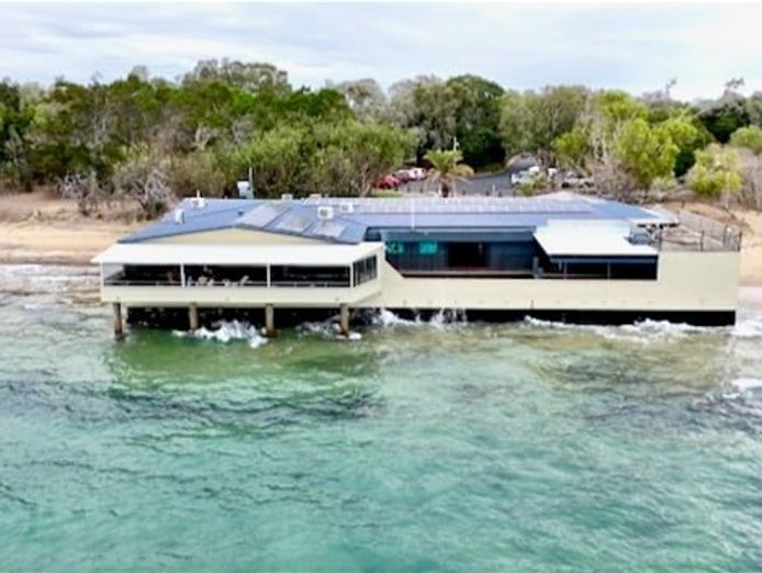 iconic-tourist-destination-reefworld-hervey-bay-5