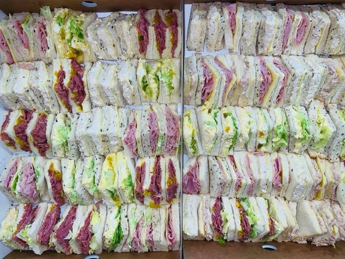 munchies-cafeteria-amp-ez4u-meals-2