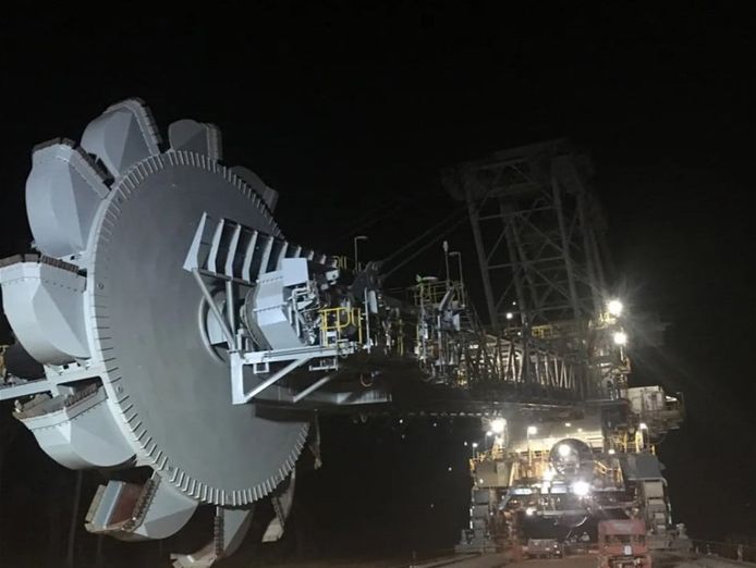 field-engineering-services-highly-profitable-1