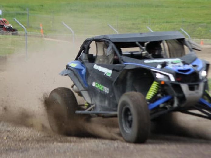 hot-laps-driving-experience-business-3