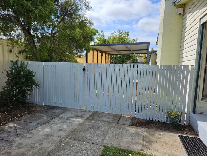 highly-profitable-fencing-amp-gates-business-1