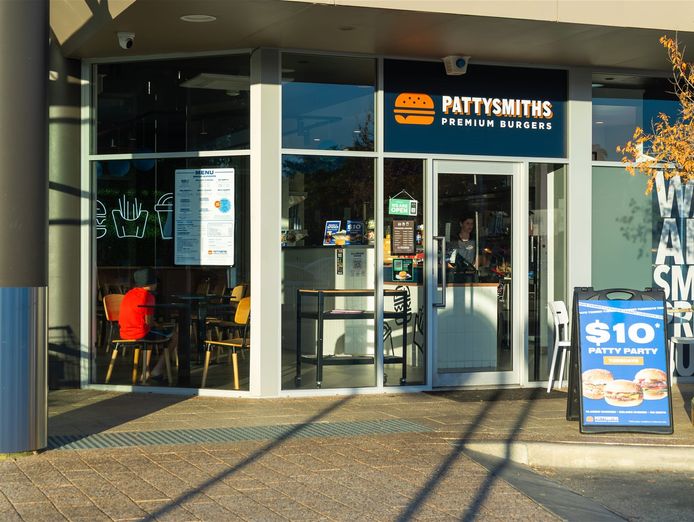 pattysmiths-burgers-gwelup-high-sales-in-prime-location-5