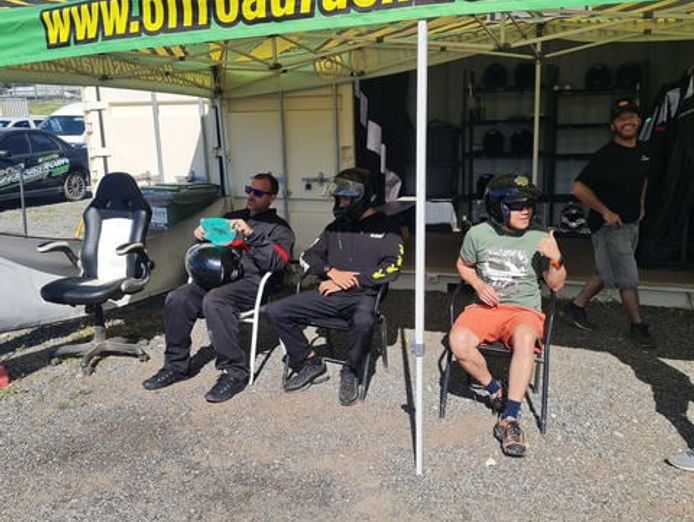 hot-laps-driving-experience-business-6