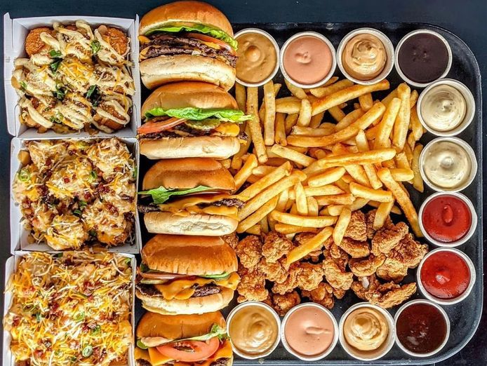 thriving-burger-amp-cocktail-venue-easy-to-run-2