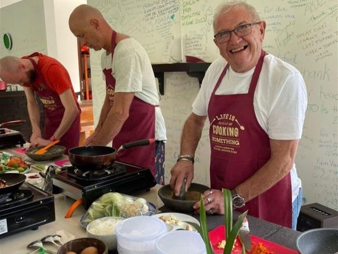 indonesian-eco-friendly-resort-small-amp-easy-to-operate-7