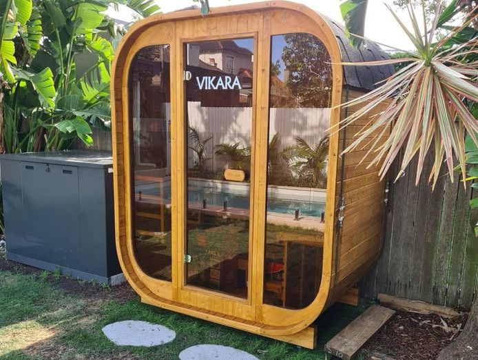 no-shop-no-stock-no-staff-no-kidding-1