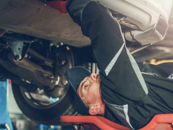 thriving-auto-workshop-40-years-of-success-toms-mufflers-1