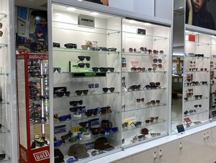 long-standing-successful-sunglass-retailer-1