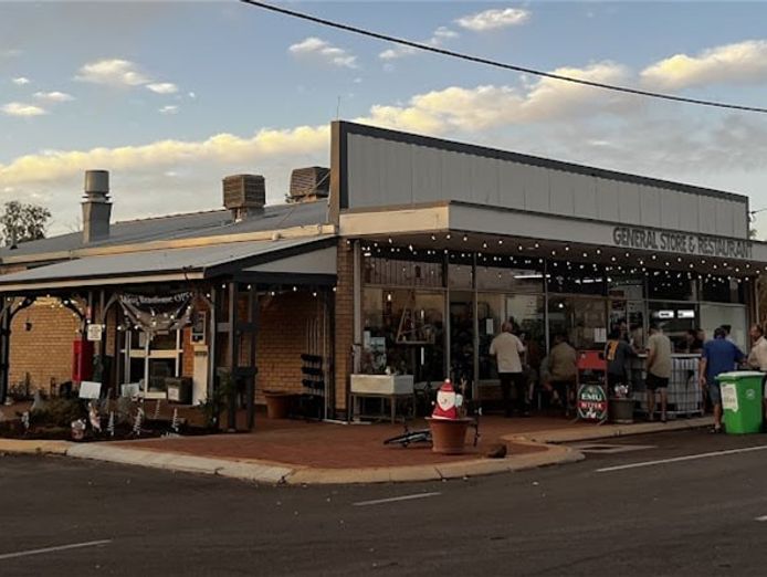 roadhouse-general-store-for-sale-0
