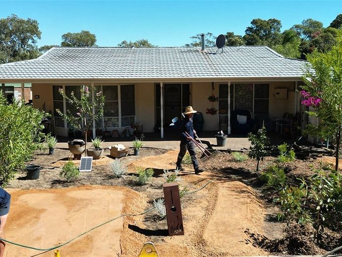 coming-soon-established-gardening-business-0