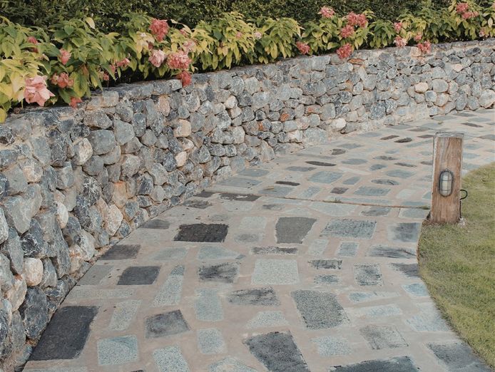 coming-soon-landscaping-amp-garden-supply-business-1