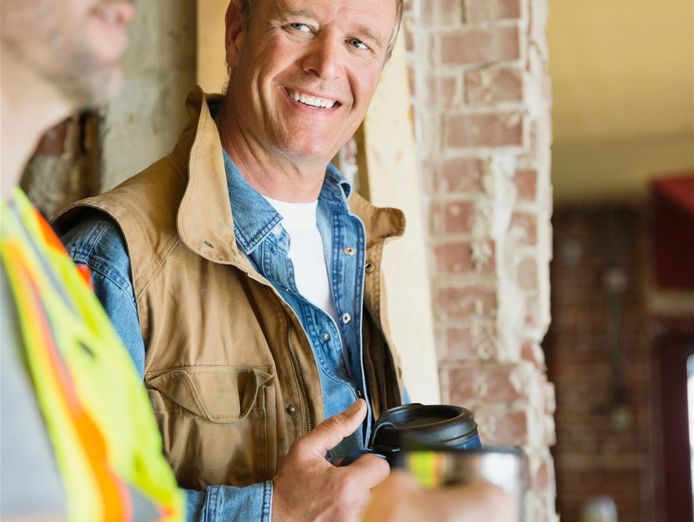 melbourne-electrical-contracting-business-3-vehicles-on-road-1
